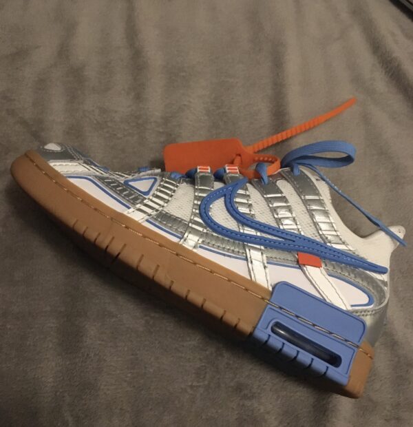 Nike Air Rubber Dunk Off-White UNC - Image 3